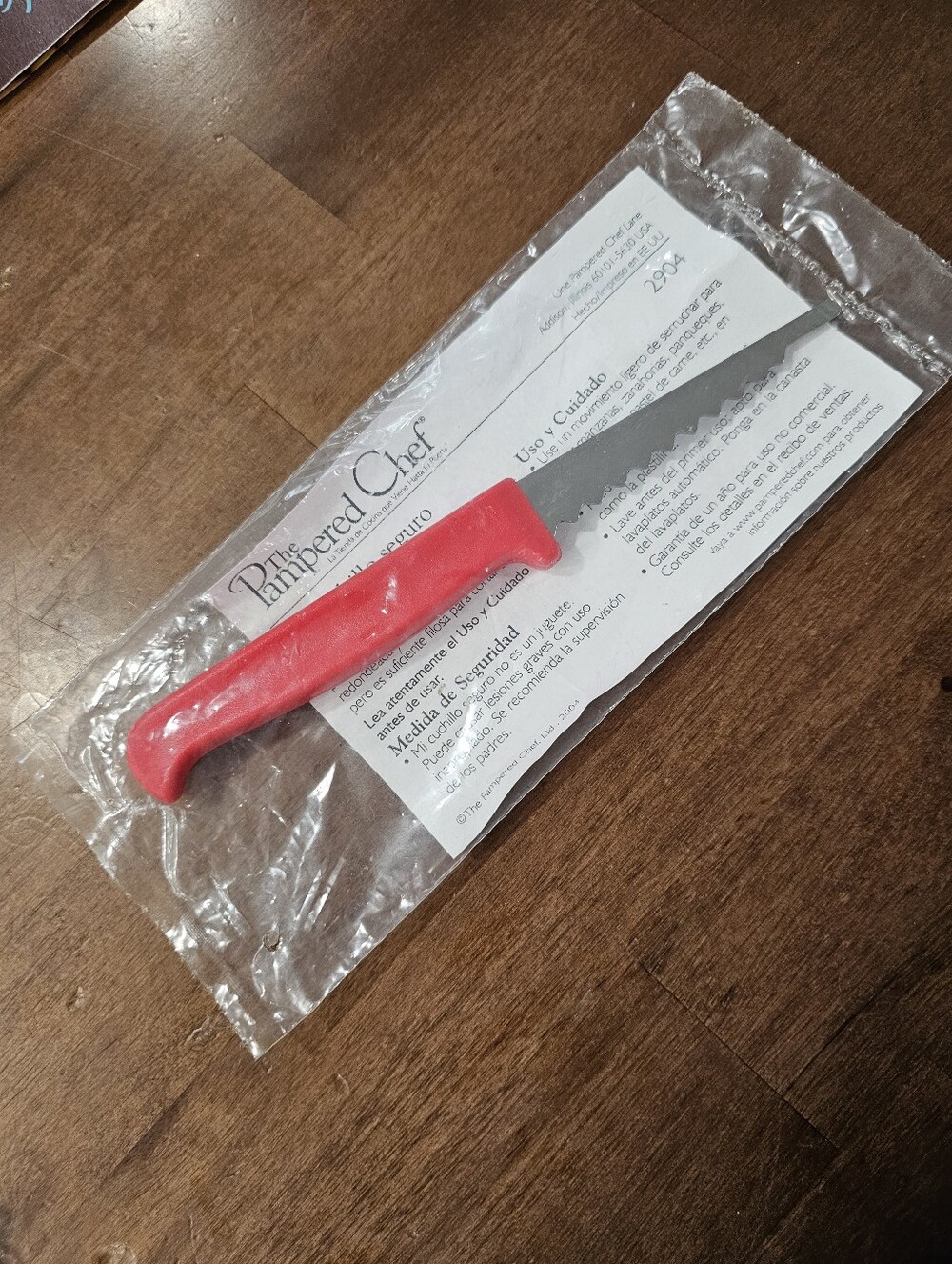 Pampered Chef My Safe Cutter 2904 Kids Kitchen Safety Knife Red Retired NEW